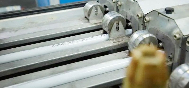 Ống luồn dây điện PVC được sản xuất như thế nào?