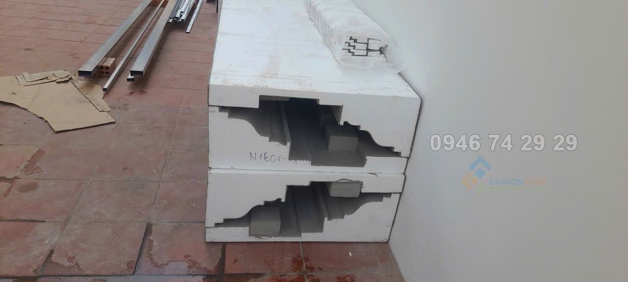 phào chỉ khổ lớn